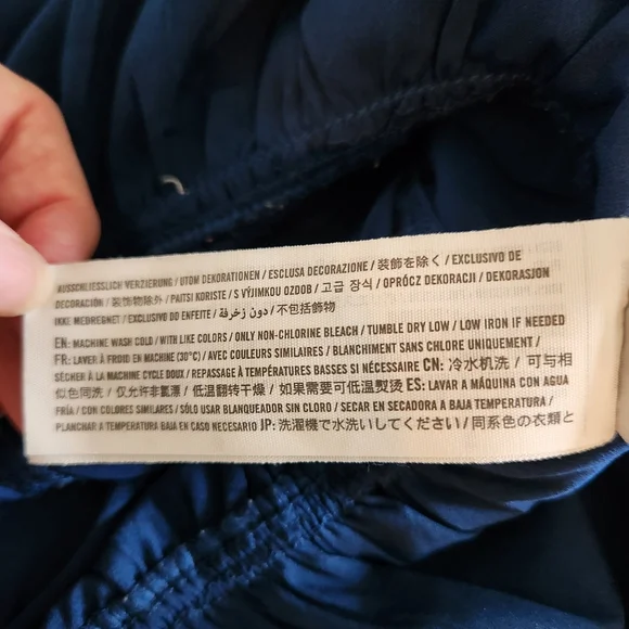 Abercrombie & Fitch Navy Floral Peplum Blouse - XS - Picture 5 of 5